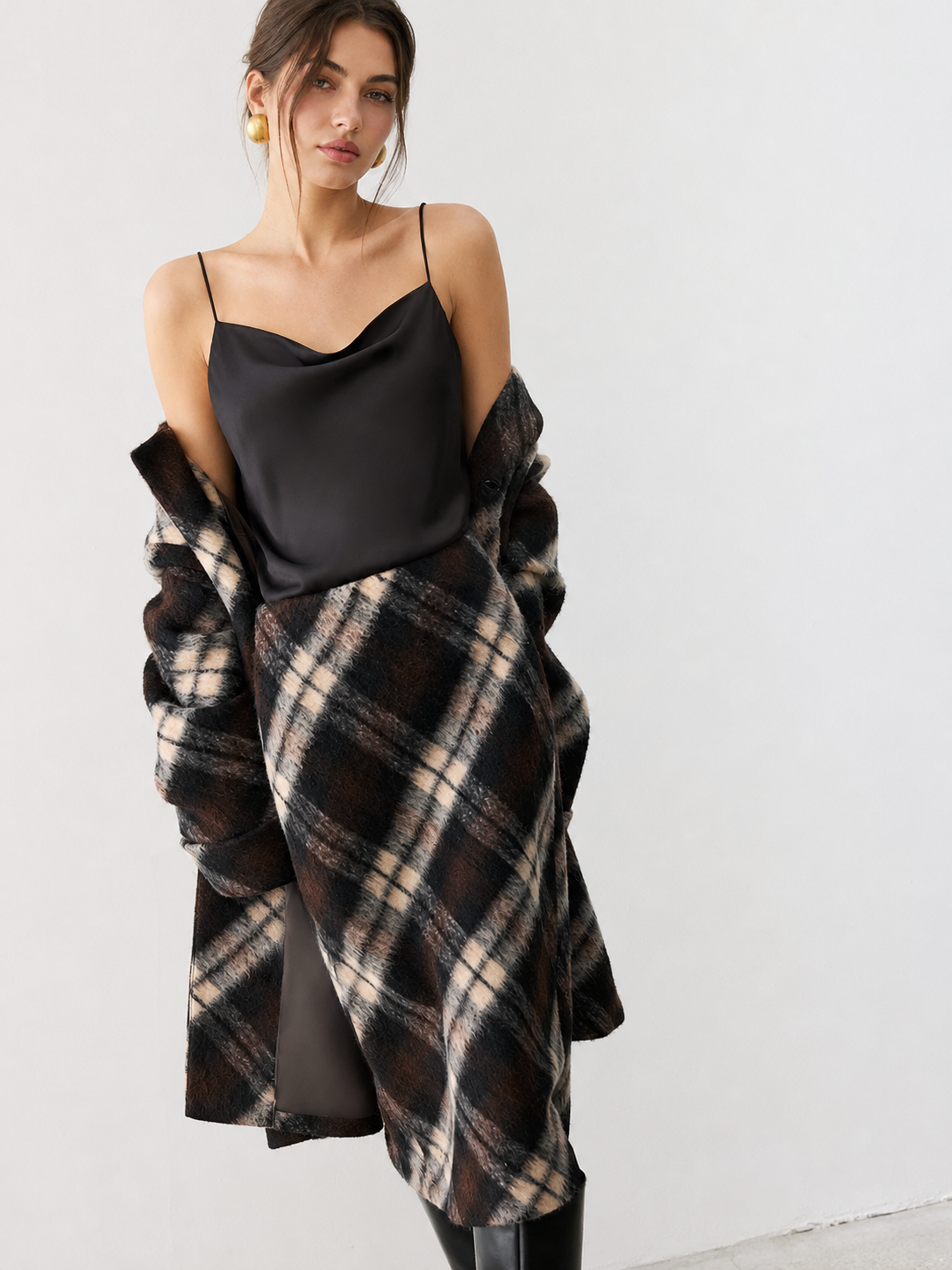 Wool Blend Midi Pencil Skirt with Slim Fit and Mid Waist Placement