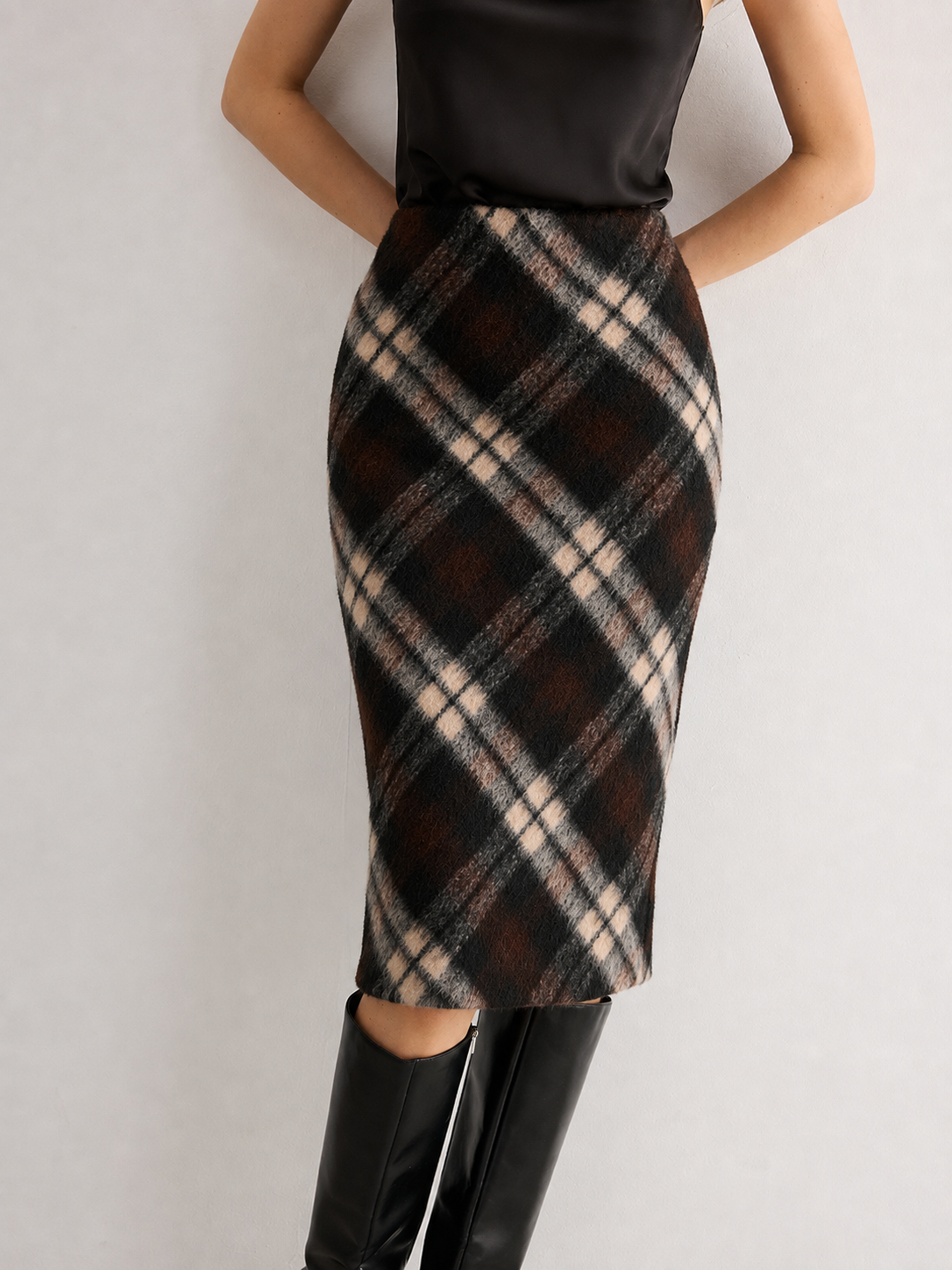 Wool Blend Midi Pencil Skirt with Slim Fit and Mid Waist Placement