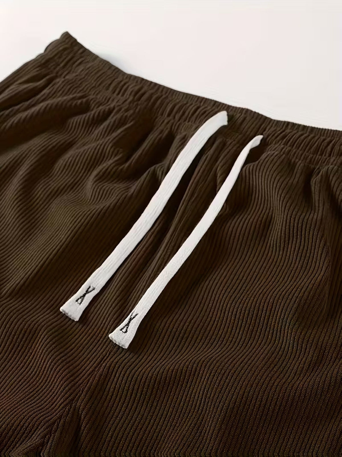 Relaxed Cargo Trousers with Drawstring Waist and Textured Fabric, Machine Washable