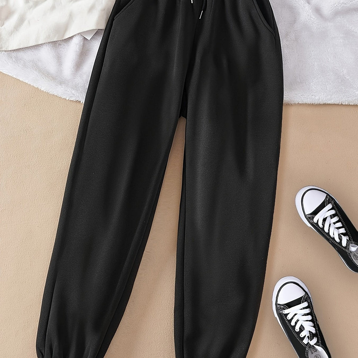 Tapered Joggers with Adjustable Drawstring and Relaxed Leg Cut