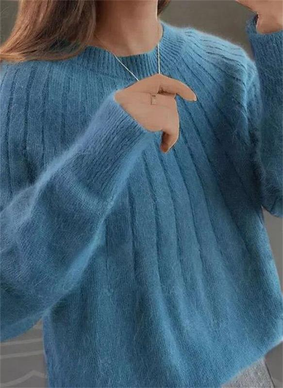 Womens Knit Pullover Sweater with Ribbed Cuffs and Heat Trapping Fabric