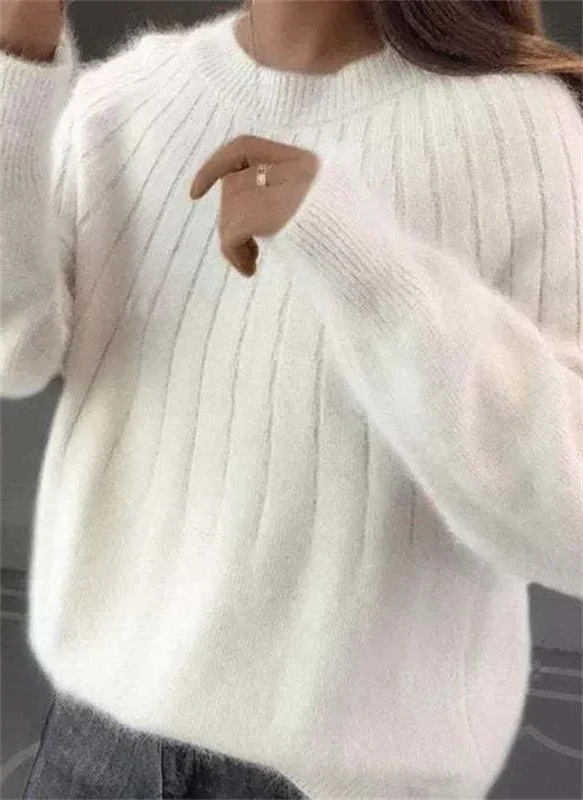 Womens Knit Pullover Sweater with Ribbed Cuffs and Heat Trapping Fabric
