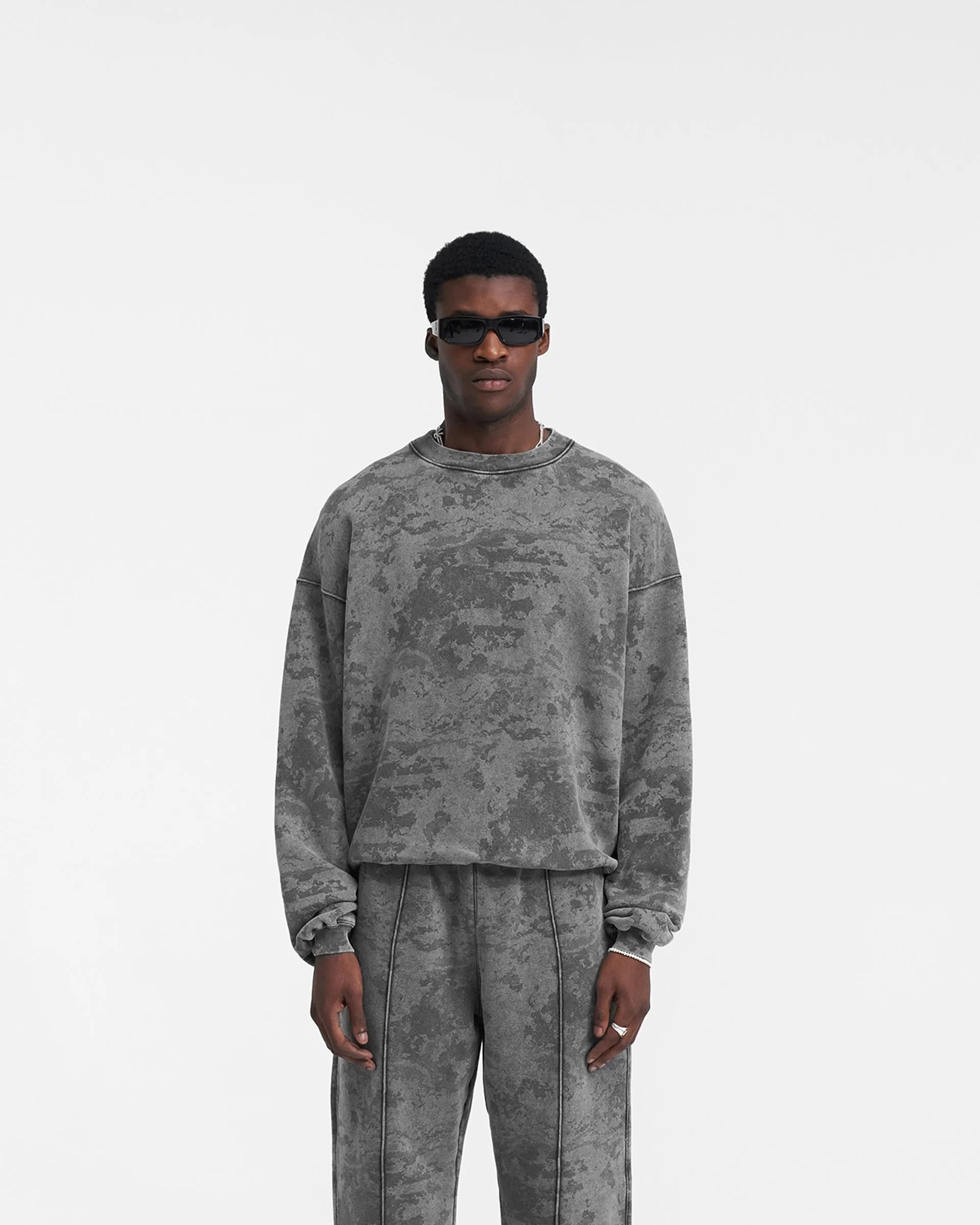 Men’s Heavyweight Camo Sweater Oversized Fit