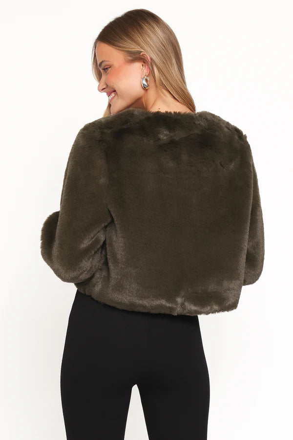 Women’s Cropped Faux Fur Jacket, Soft Lined Winter Jacket
