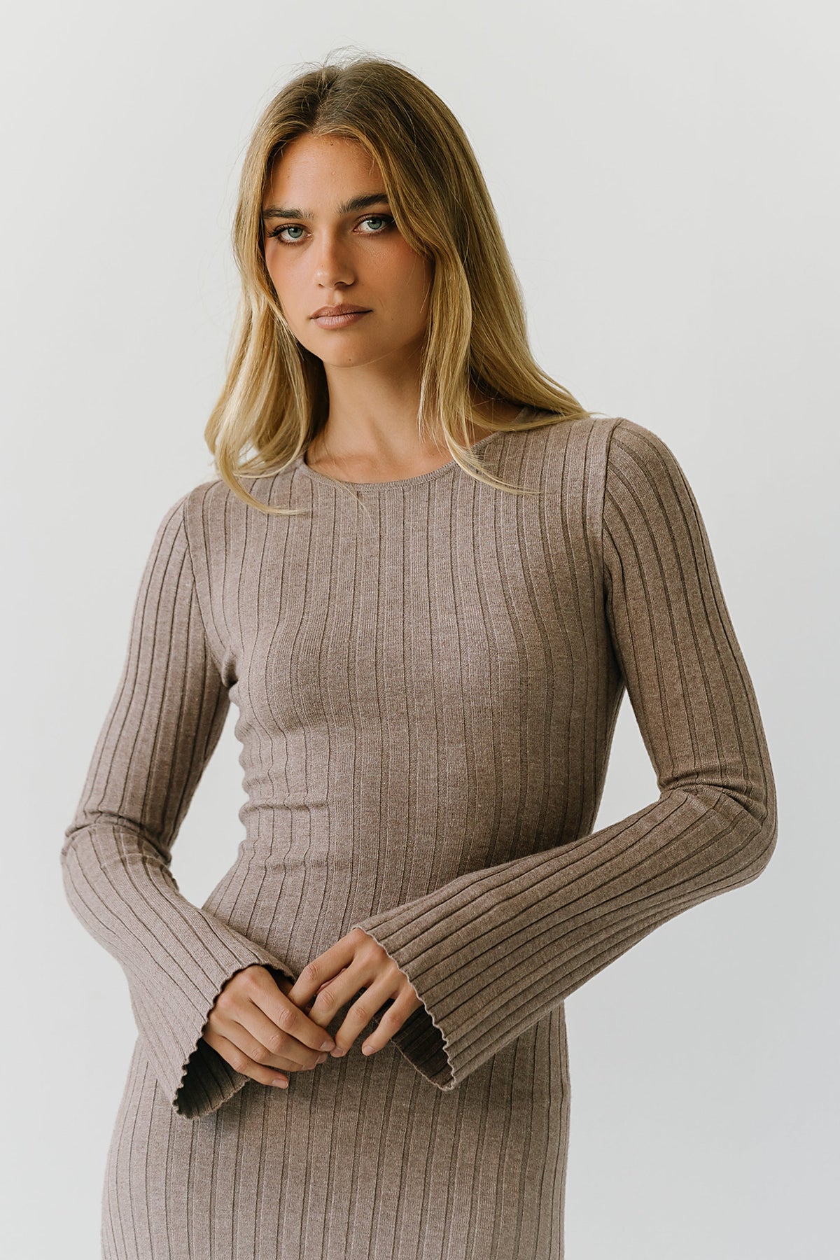 Ribbed Knit Maxi Dress with Bell Sleeves and Round Neckline
