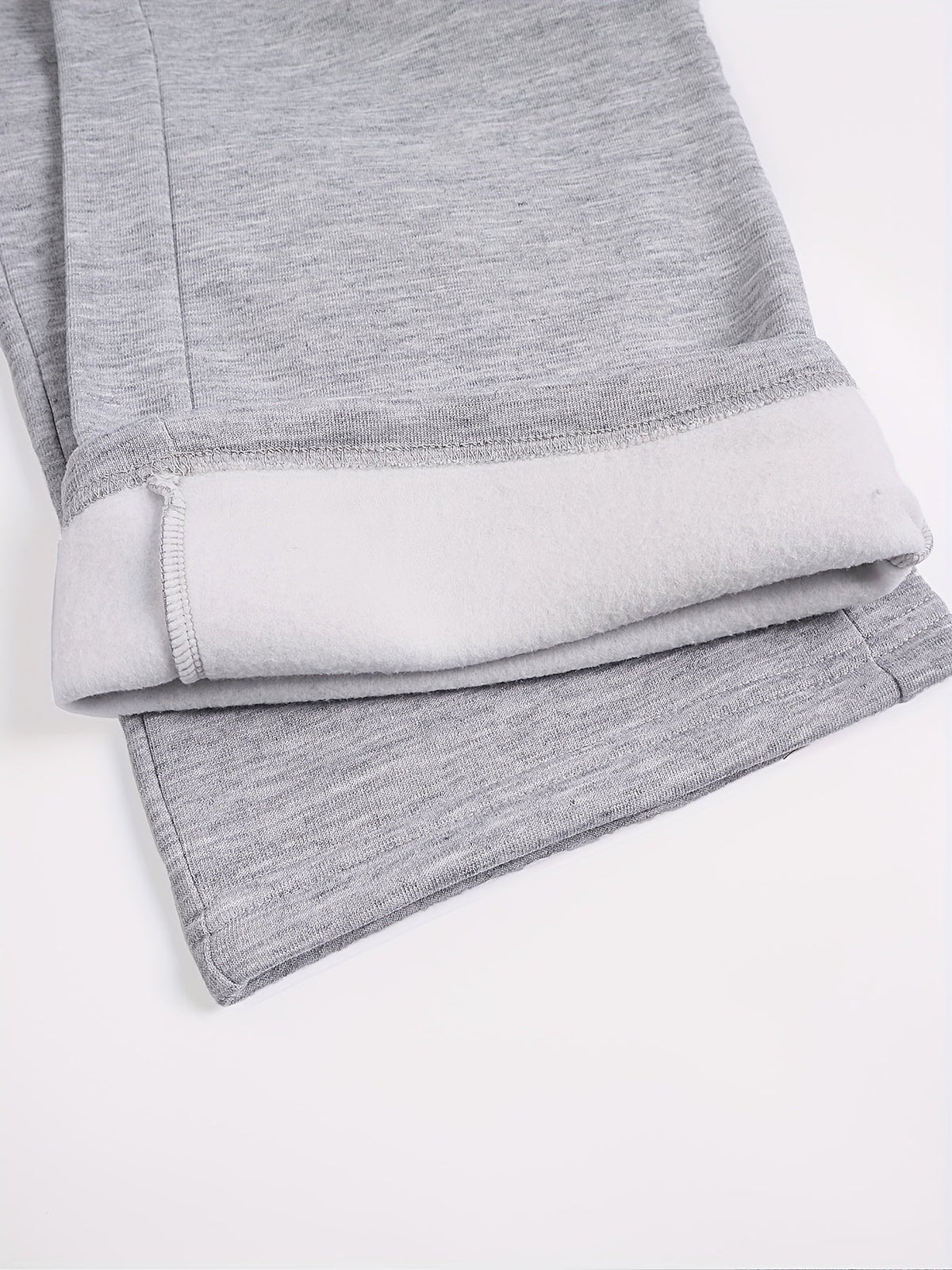 Relaxed Cargo Sweatpants with Adjustable Drawstring and Side Pockets