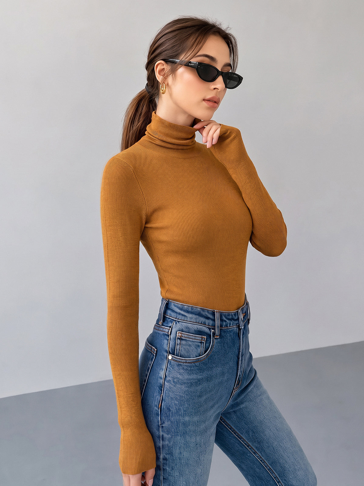 Wool Blend Turtleneck Sweater with Medium Stretch and Slim Fit