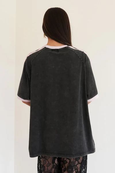 Women’s Tee Black Acid Wash, Relaxed Fit