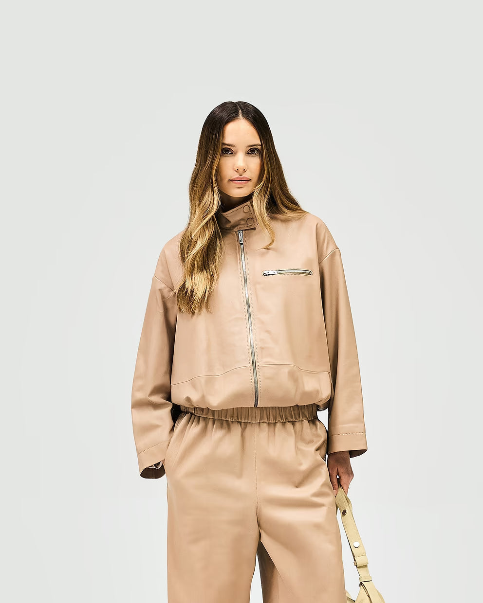 Women’s Leather Fuel Jacket Warm Taupe, 2-Way Zip