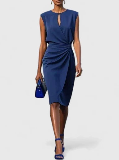 Sleeveless Gathered Waist Dress with Smooth Draping