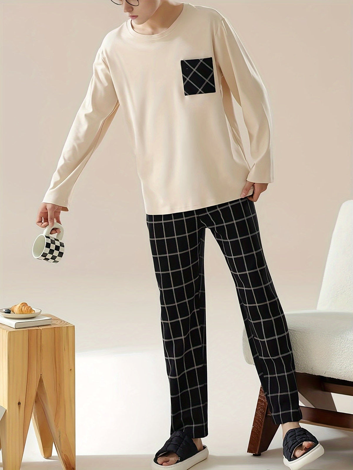Round Neck Loungewear Set with Long Sleeves and Checked Trousers, Chest Pocket