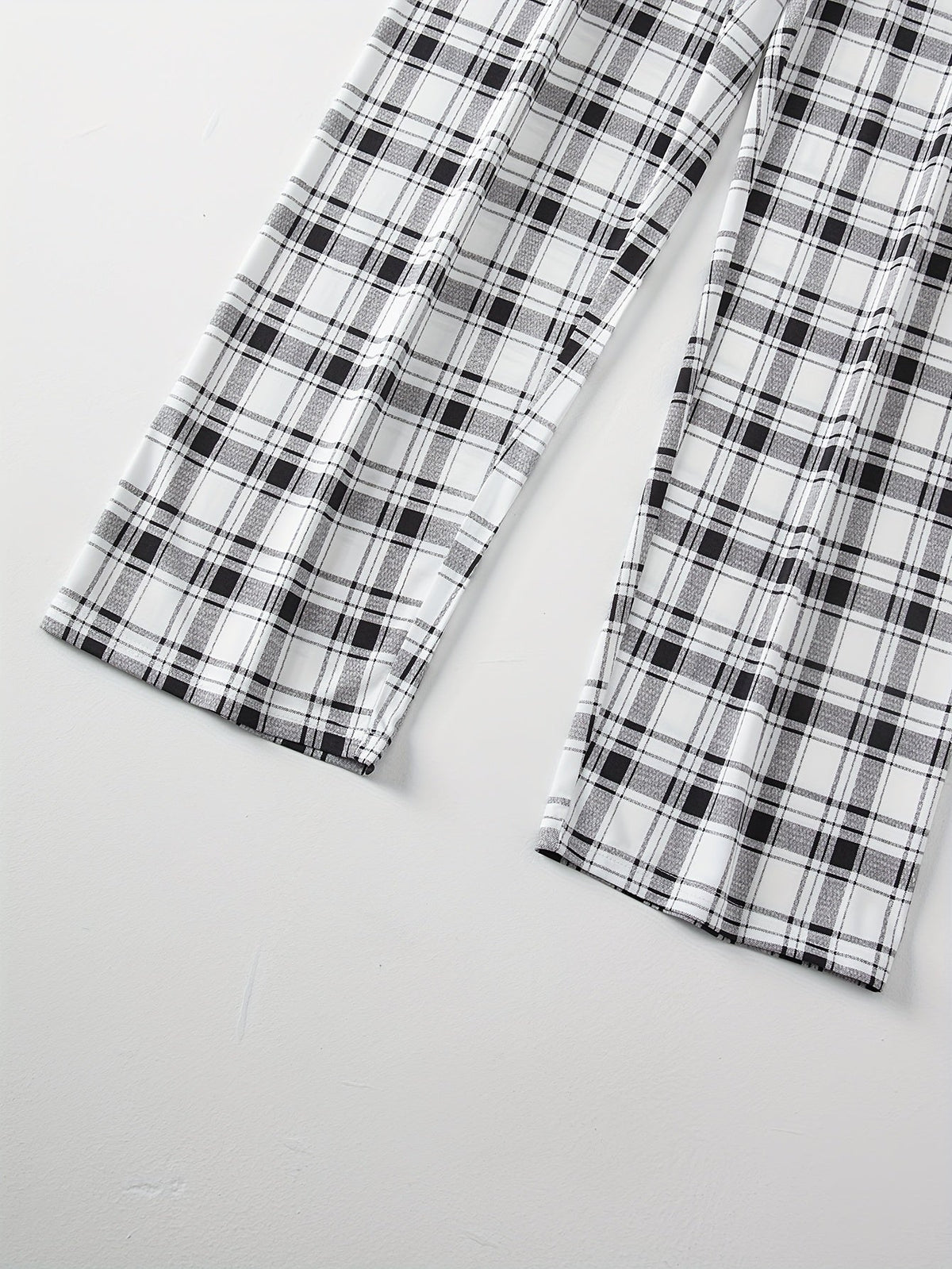 Checkered Lounge Set with Short Sleeve Top and Elastic Waist Pants