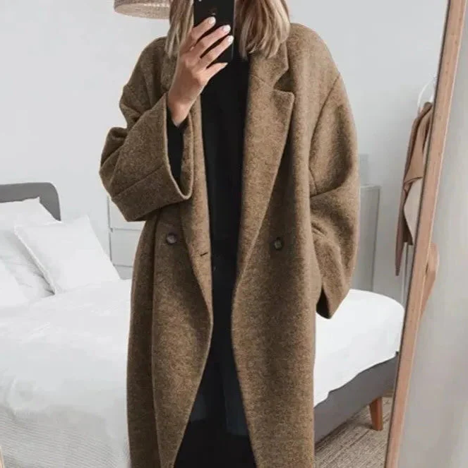 Oversized Lapel Coat with Polyester Blend and Stretch Fit for Women