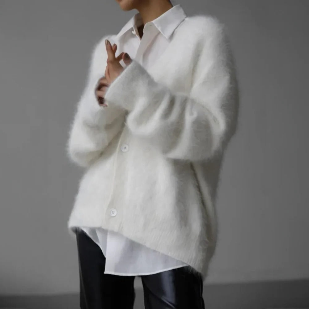 Womens Wool Sweater with Round Neckline and Long Sleeves