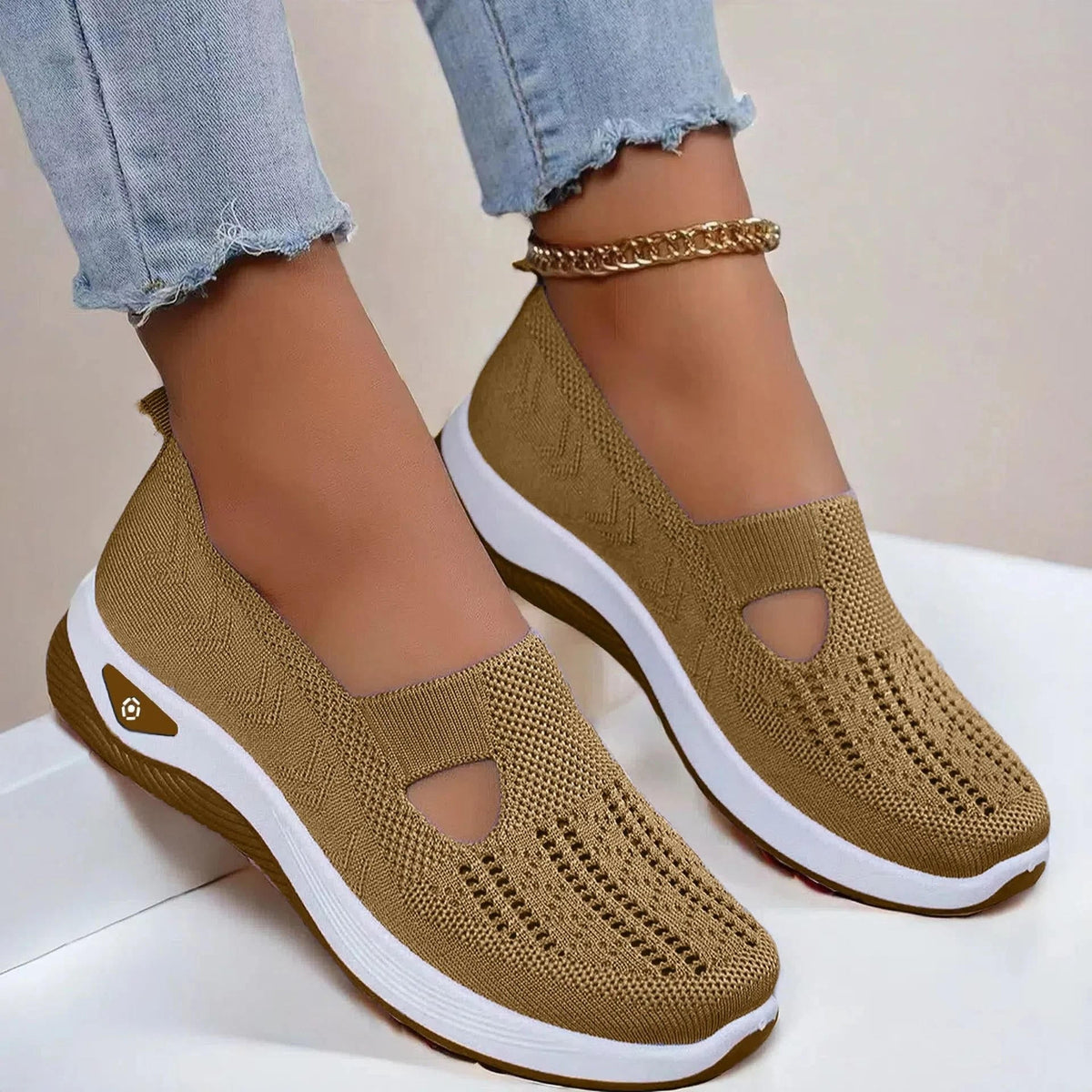Womens Slip-On Mesh Shoes with Memory Foam and Triple Arch Support