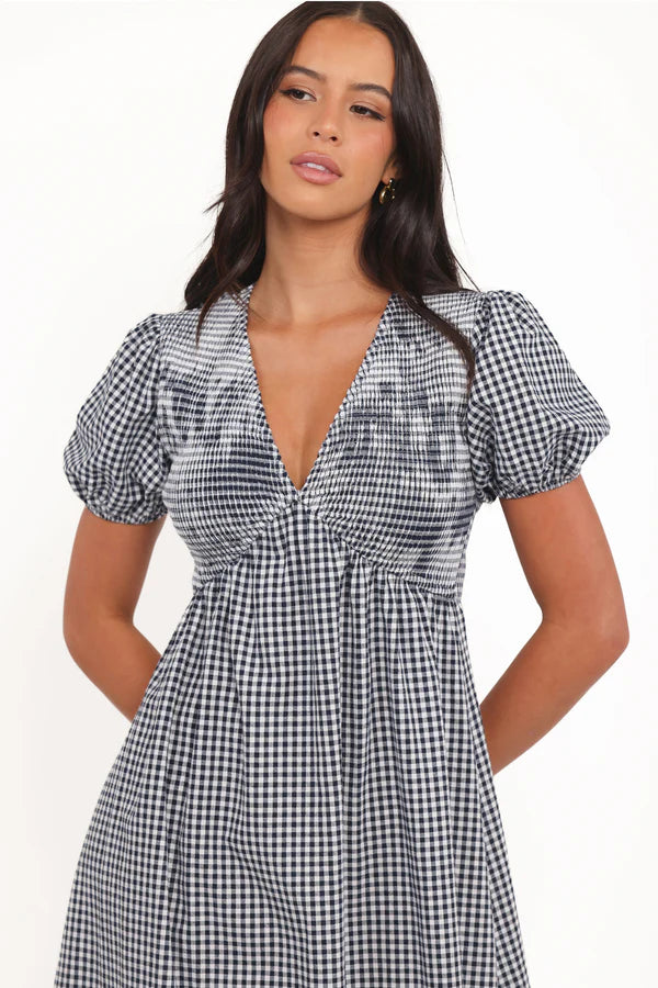 Women’s Short Sleeve Maxi Dress, Gingham V-Neck Flowy Dress