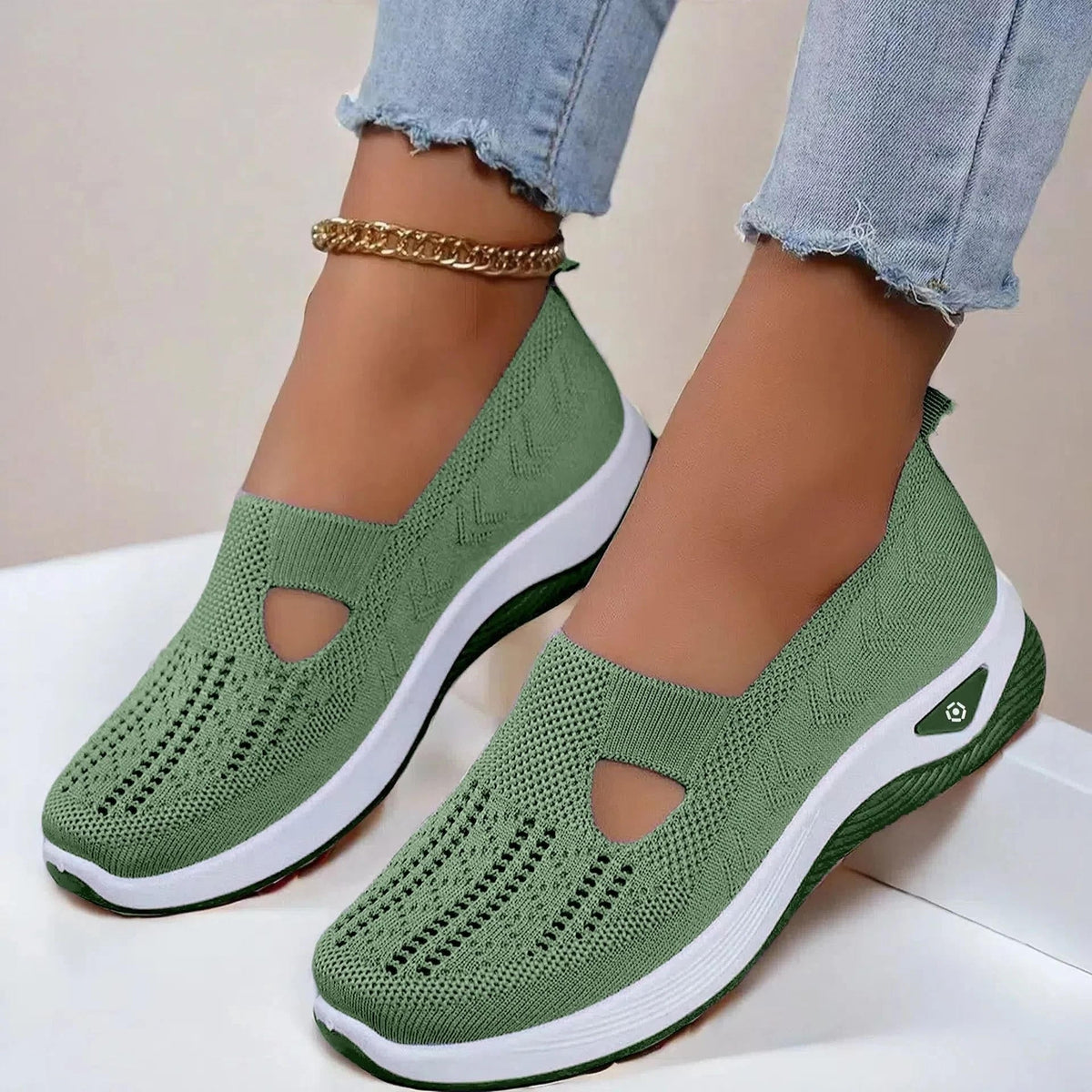 Womens Slip-On Mesh Shoes with Memory Foam and Triple Arch Support